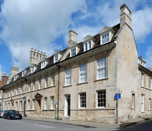 25 St Marys Street